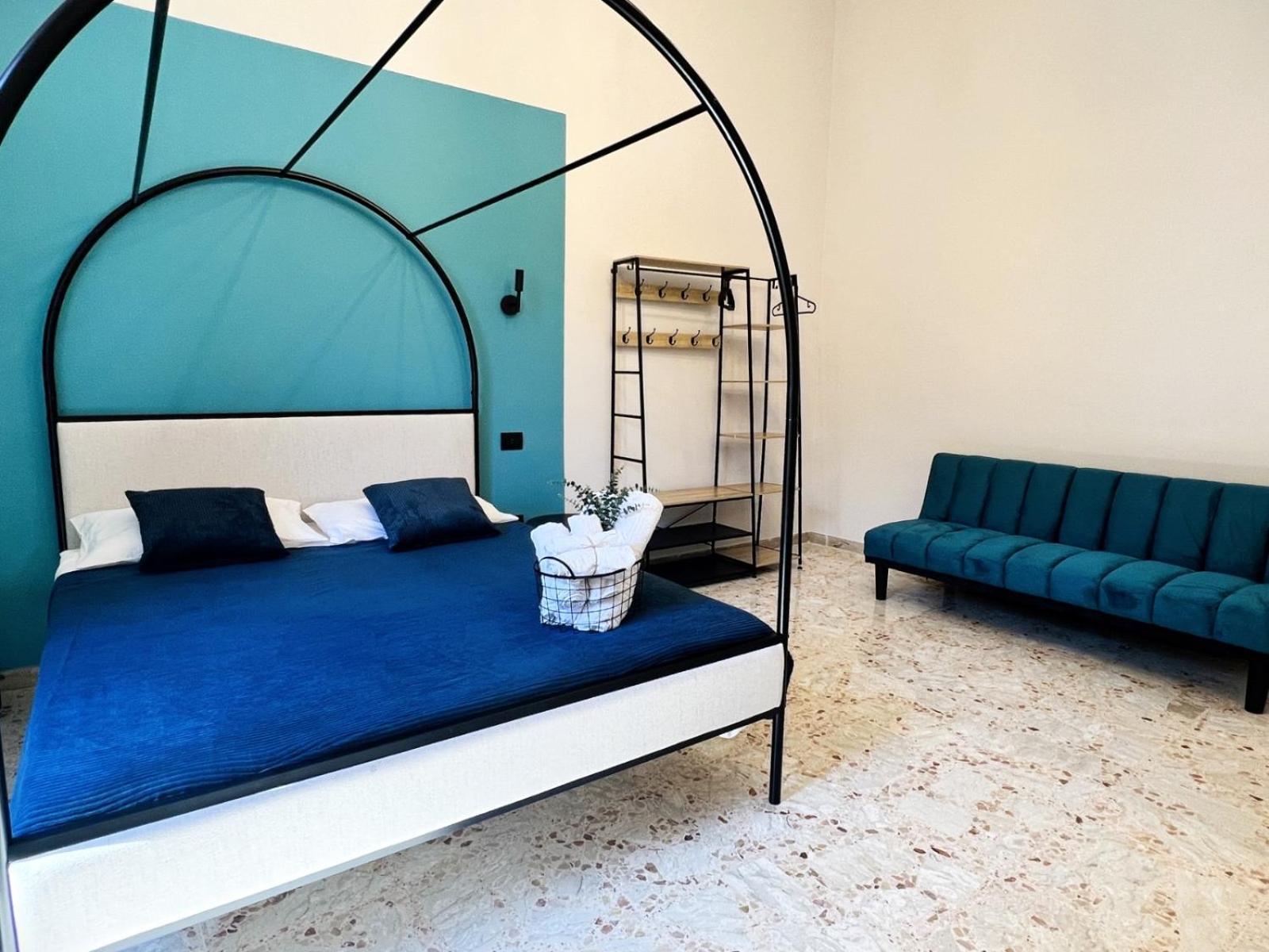 Lucky Corner Apartment Taranto Exterior photo