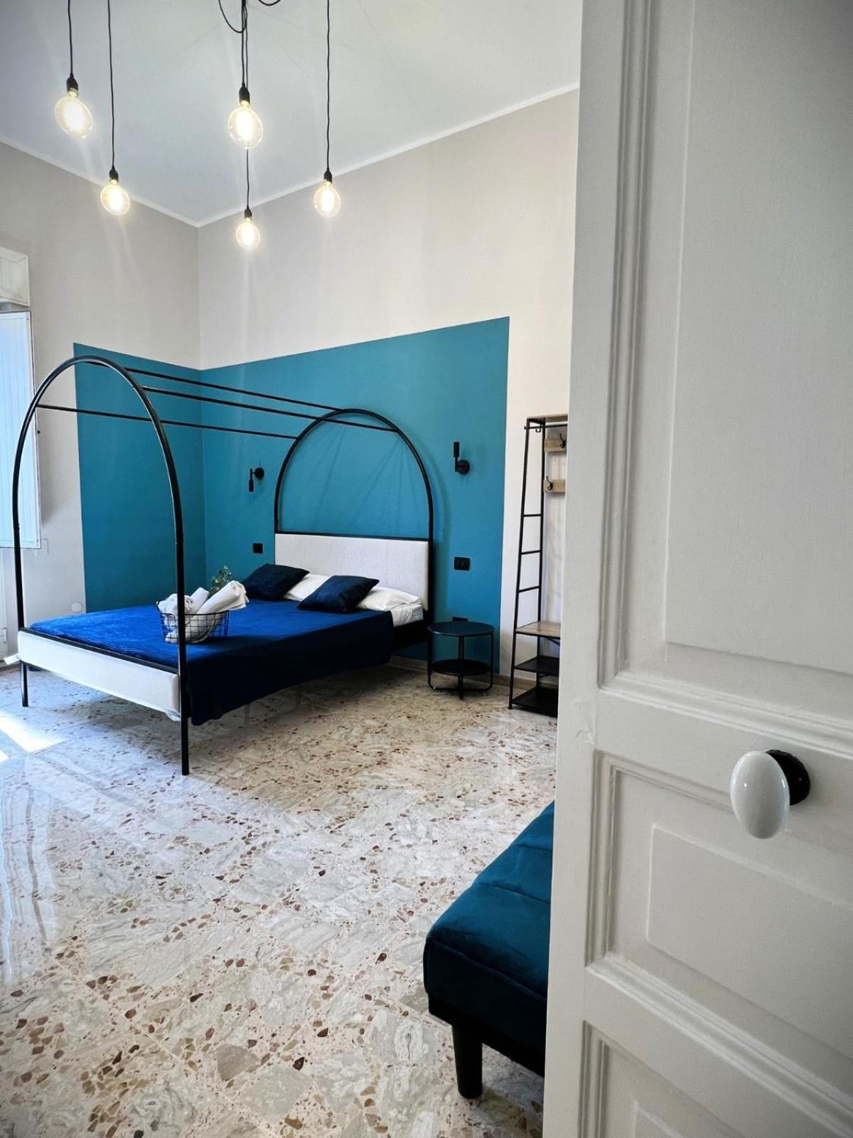 Lucky Corner Apartment Taranto Exterior photo